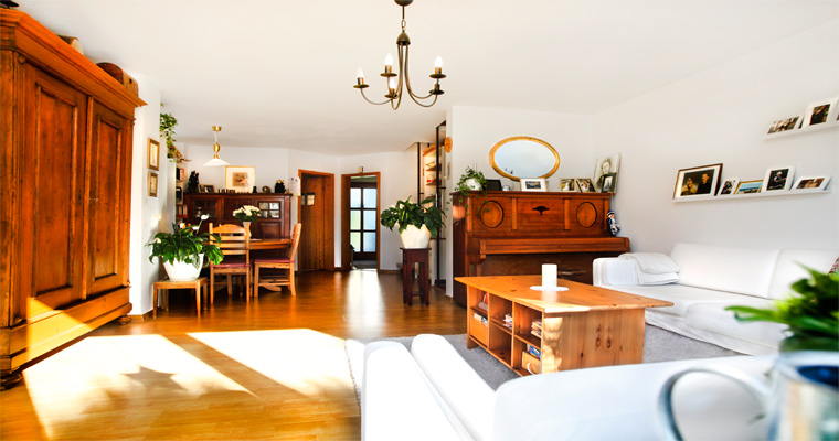 Wohnzimmer einer Doppelhaushälfte